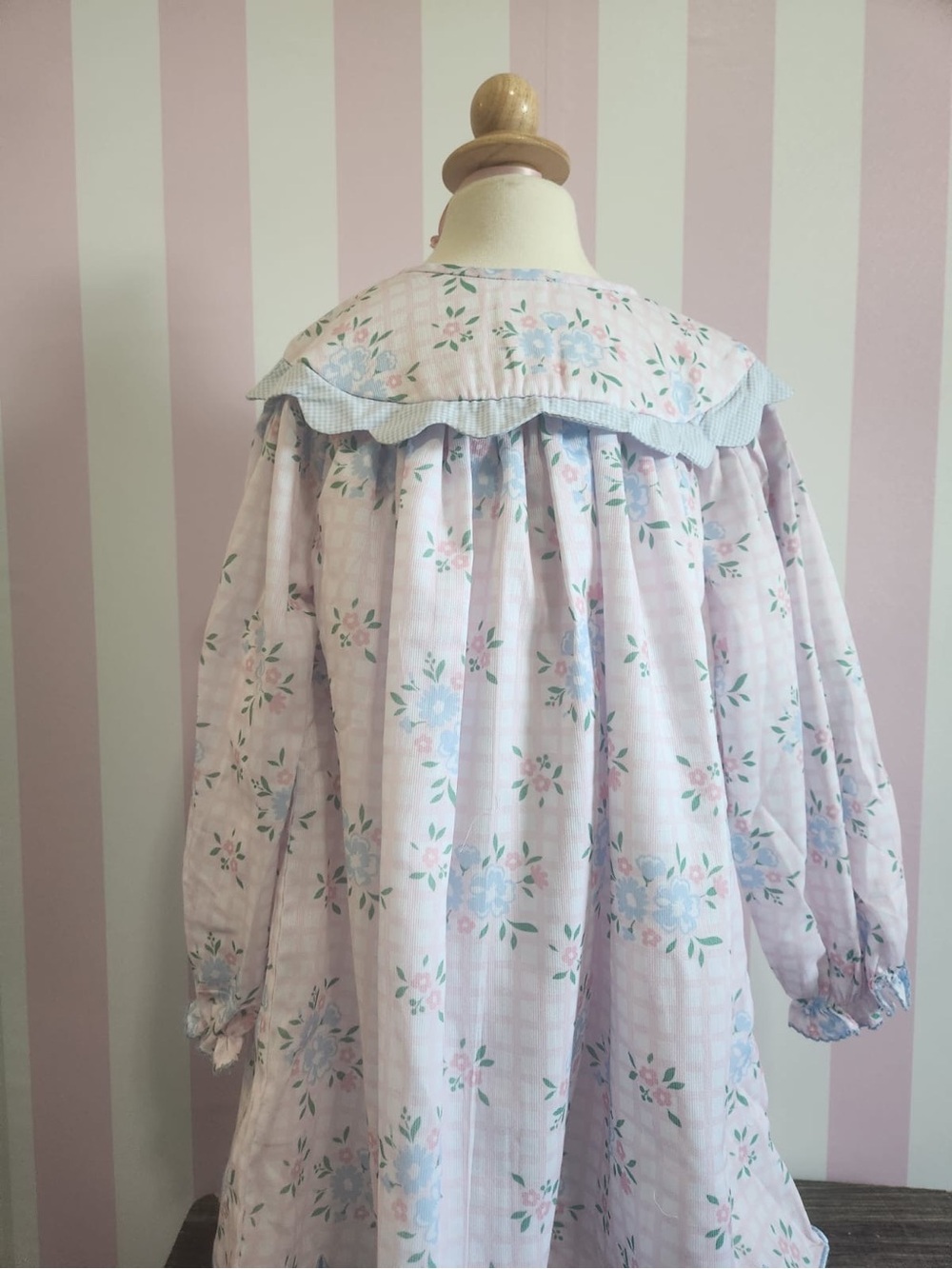 Little Girls' Pastel Floral Long-Sleeve Dress with Scalloped Yoke - Pink